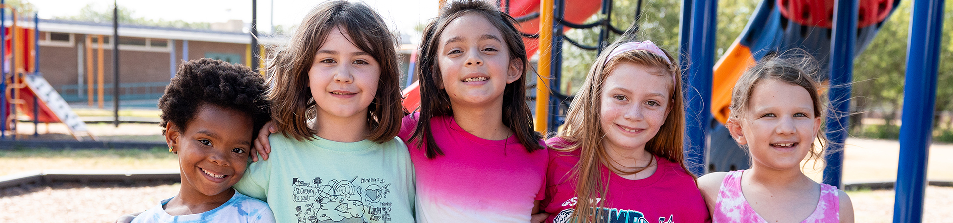  group of girl scouts at camp 